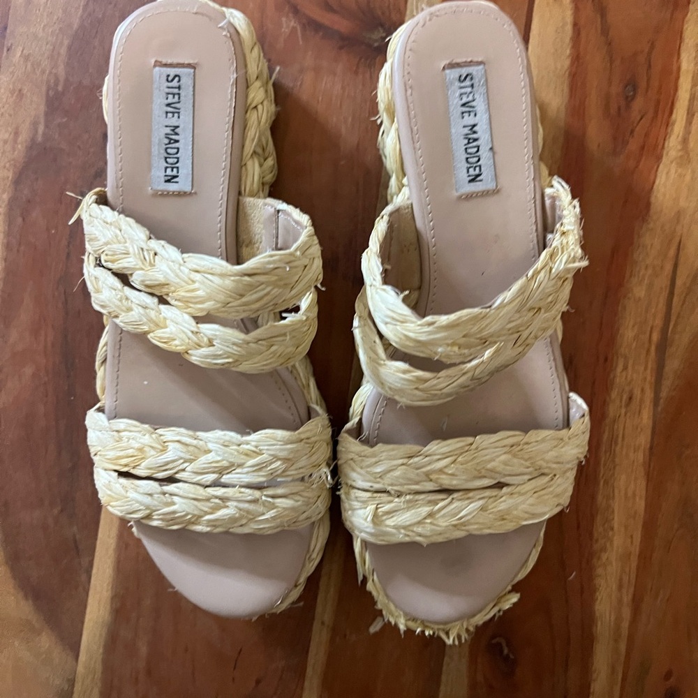 Steve Madden Women's Raffia Sandals